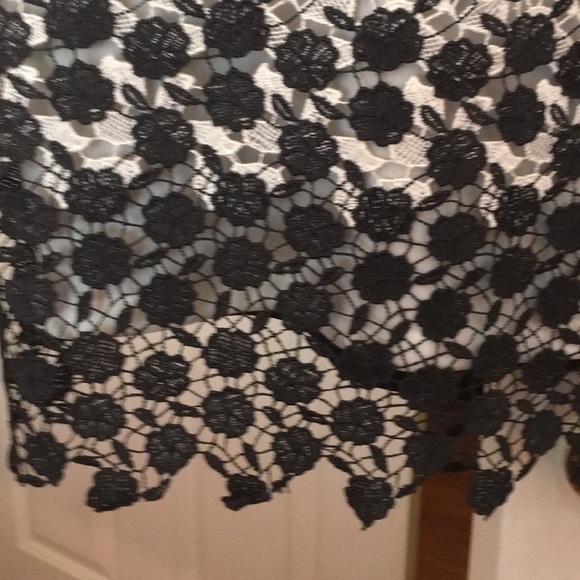 Dress - Picture 4 of 5